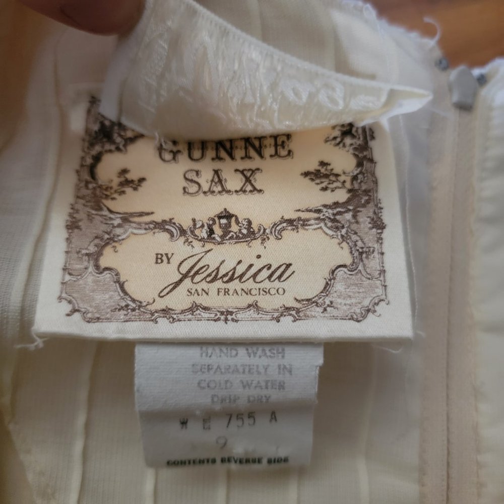 Rare Elizabethan Gunne Sax Gown - Picture 11 of 11